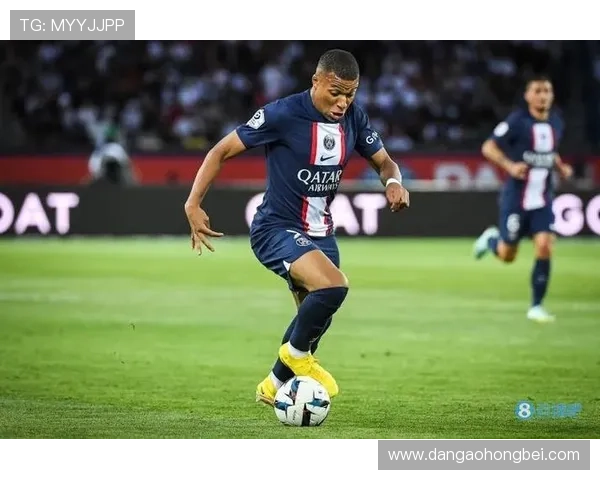 阿拉巴称赞姆巴佩为最佳球员自信能全场出战90分钟